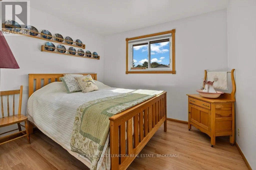38 THORNCLIFFE DRIVE