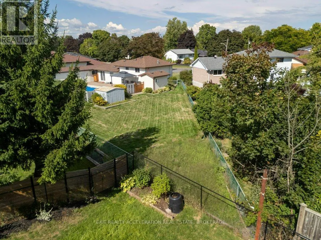 38 THORNCLIFFE DRIVE