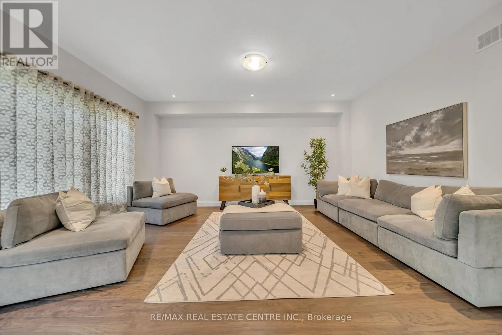 317 BLAIR CREEK DRIVE