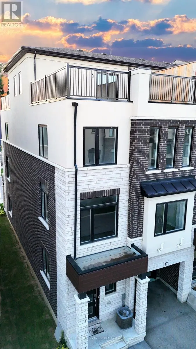 47 - 314 EQUESTRIAN WAY