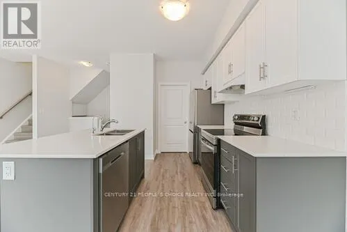47 - 314 EQUESTRIAN WAY