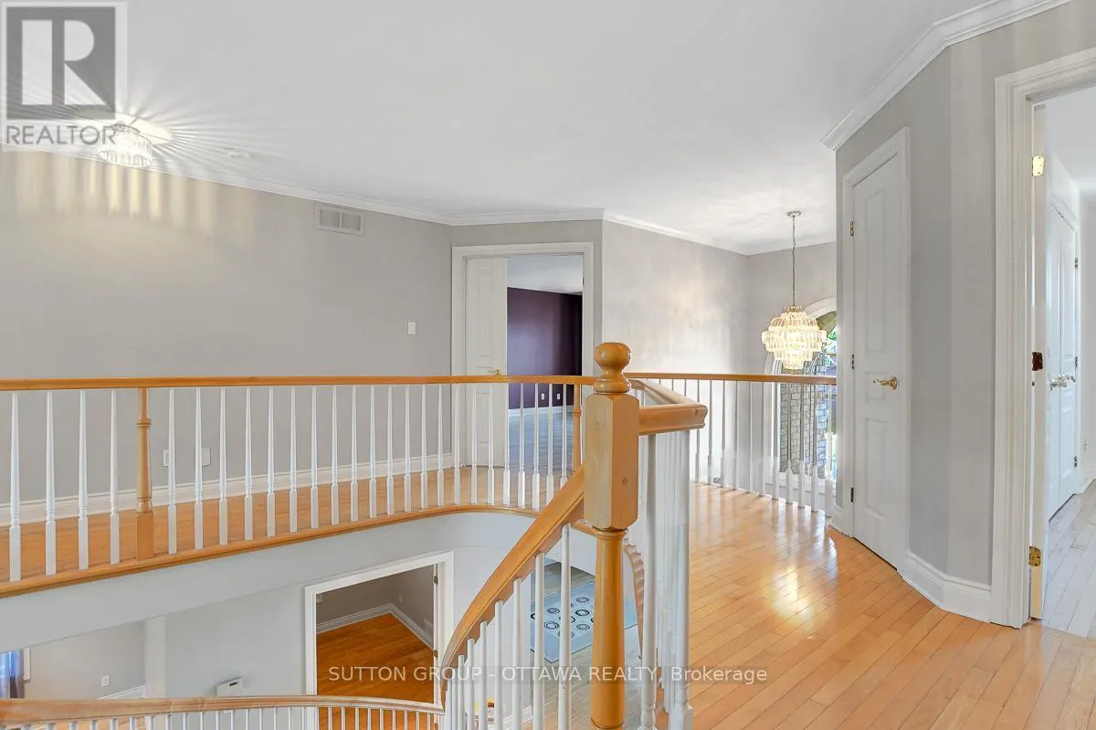 6472 BEAUSEJOUR DRIVE S