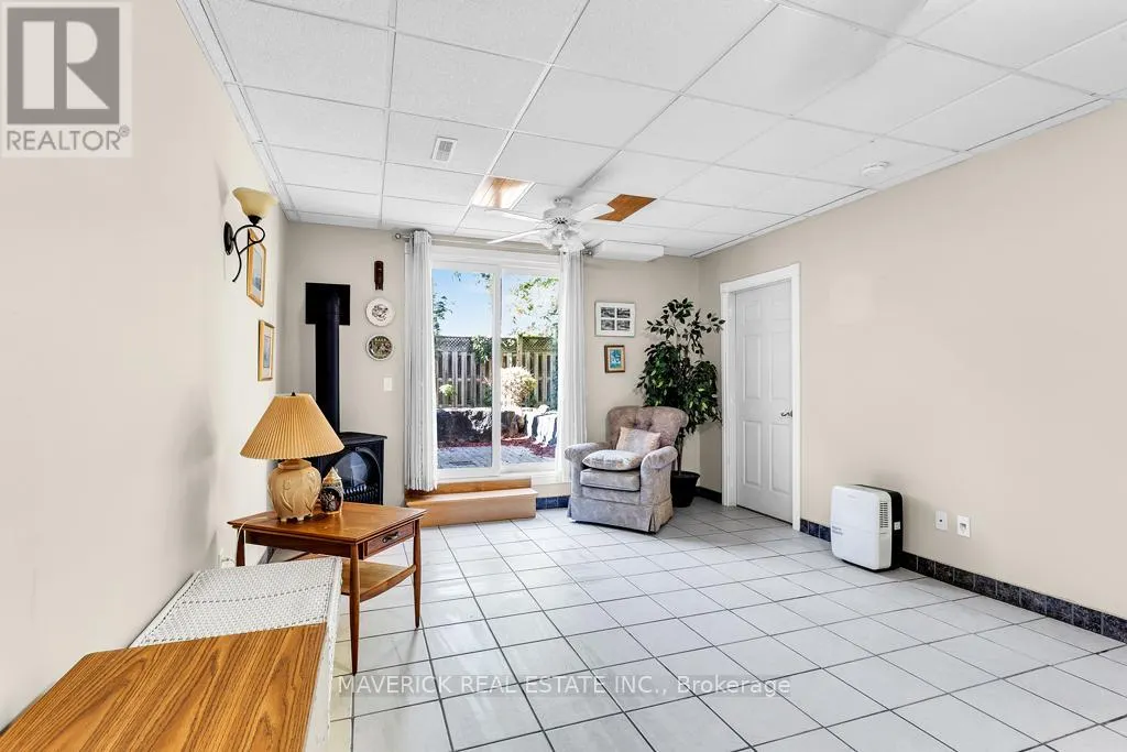 4 - 19 ANDERSON STREET, #4