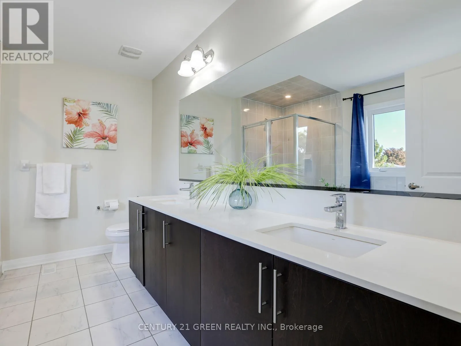 4 SLATER STREET