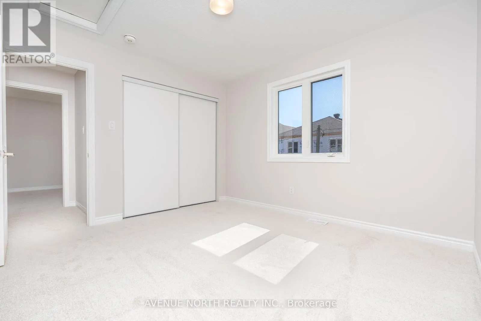 137 UNITY PLACE