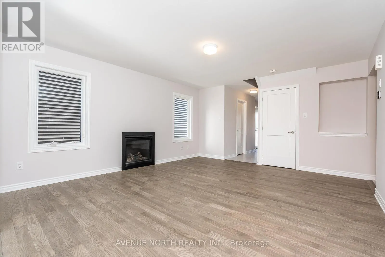 137 UNITY PLACE