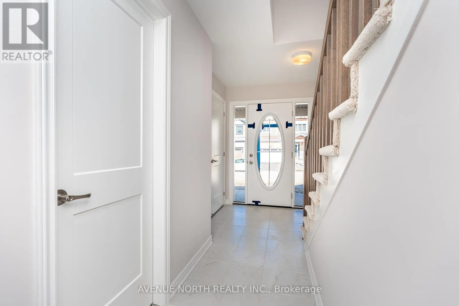 137 UNITY PLACE