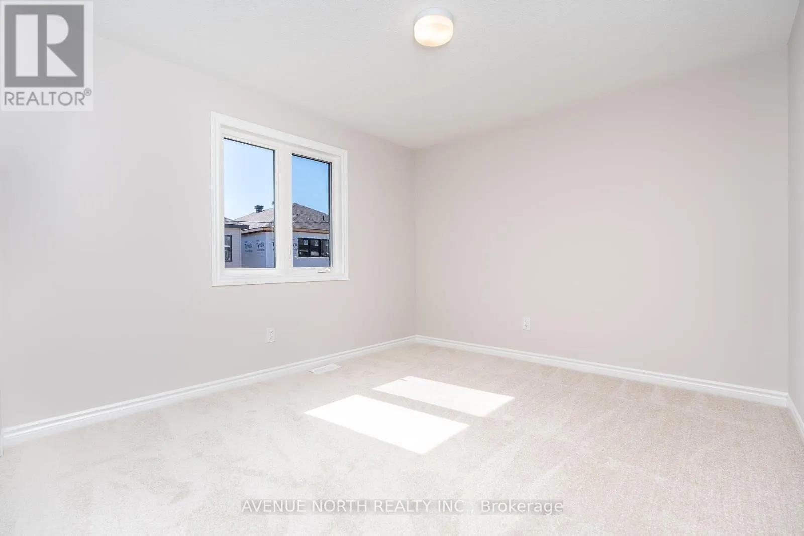 137 UNITY PLACE