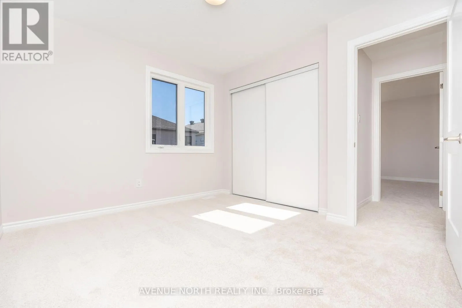 137 UNITY PLACE