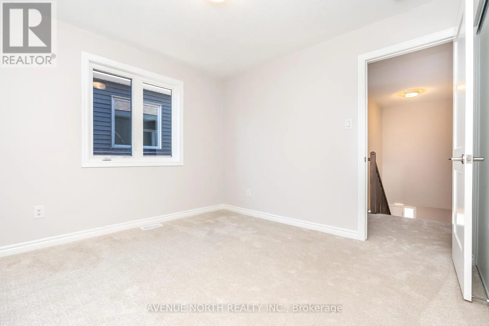 137 UNITY PLACE