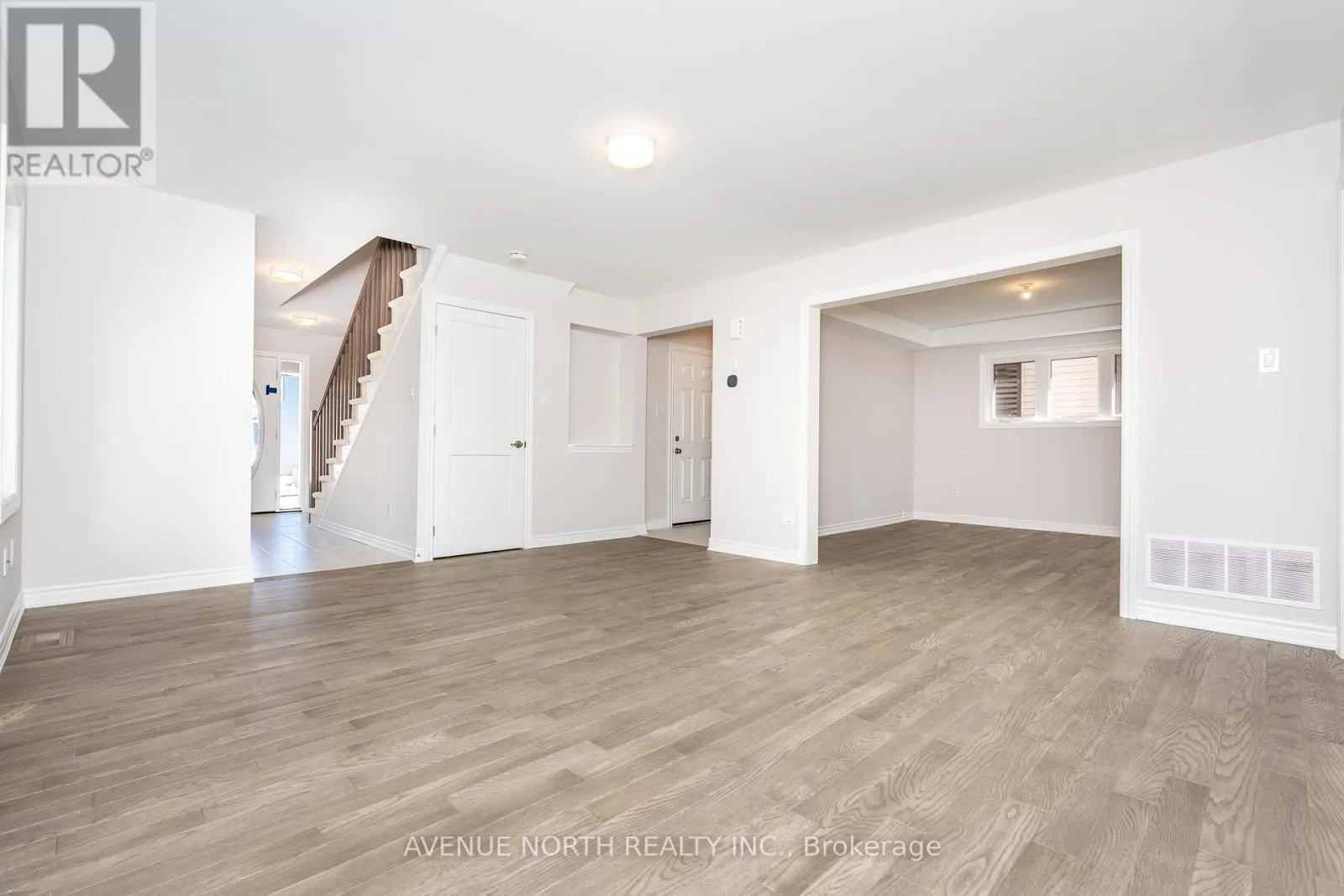 137 UNITY PLACE