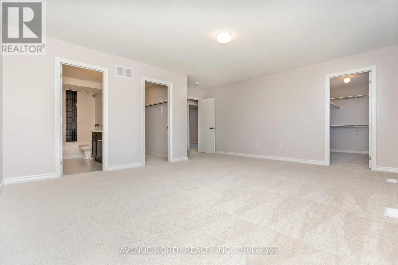137 UNITY PLACE