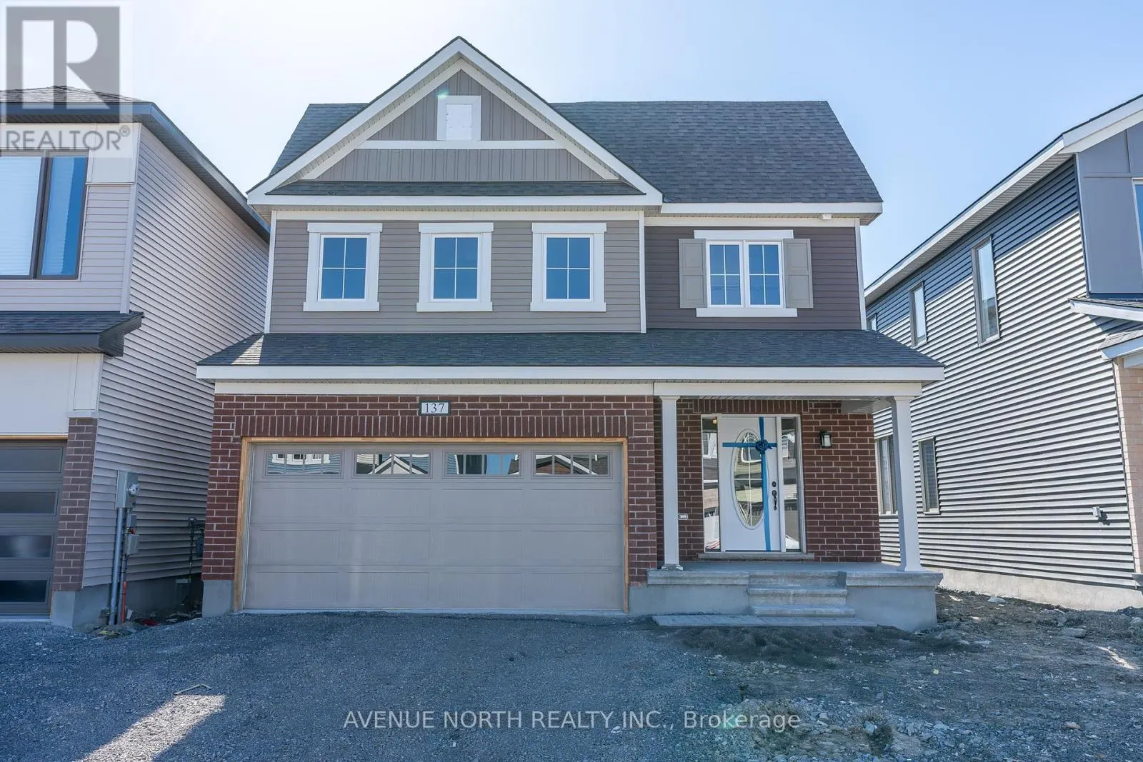 137 UNITY PLACE