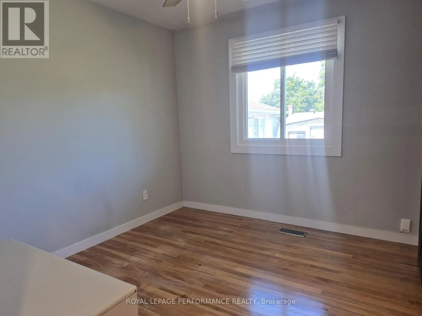 A - 2529 ROMAN AVENUE