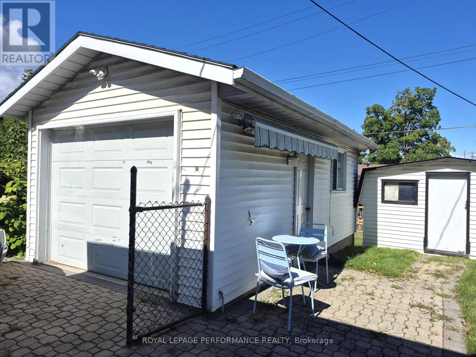 A - 2529 ROMAN AVENUE