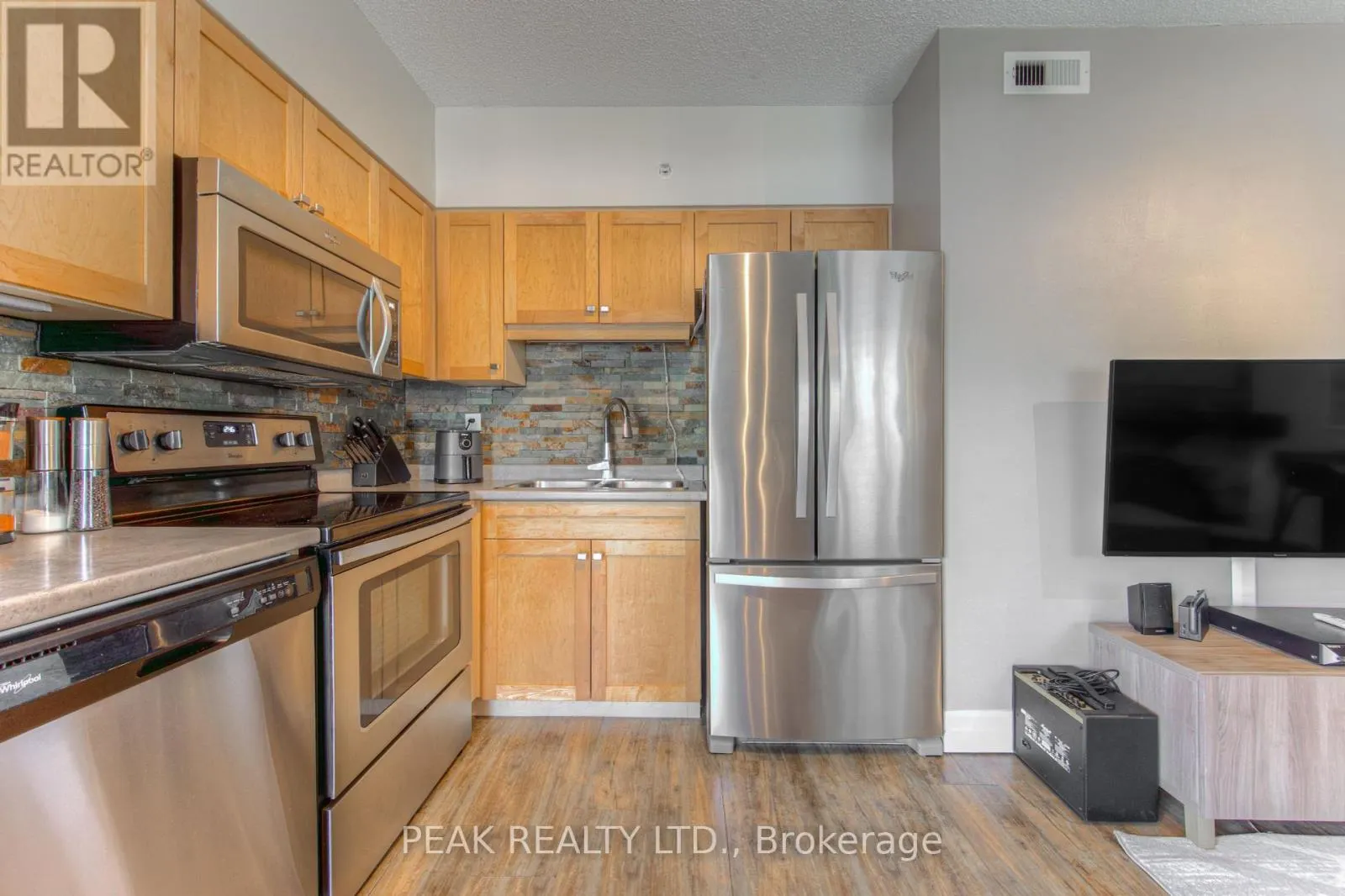 407 - 155 WATER STREET
