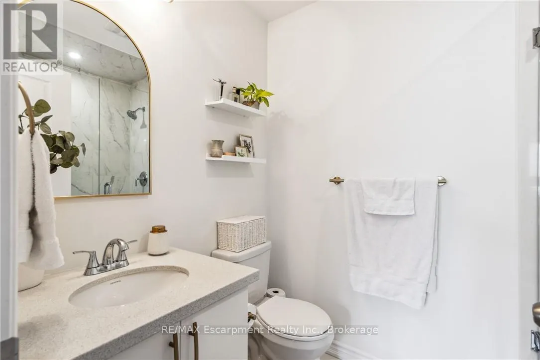 31 - 54 NISBET BOULEVARD, #31