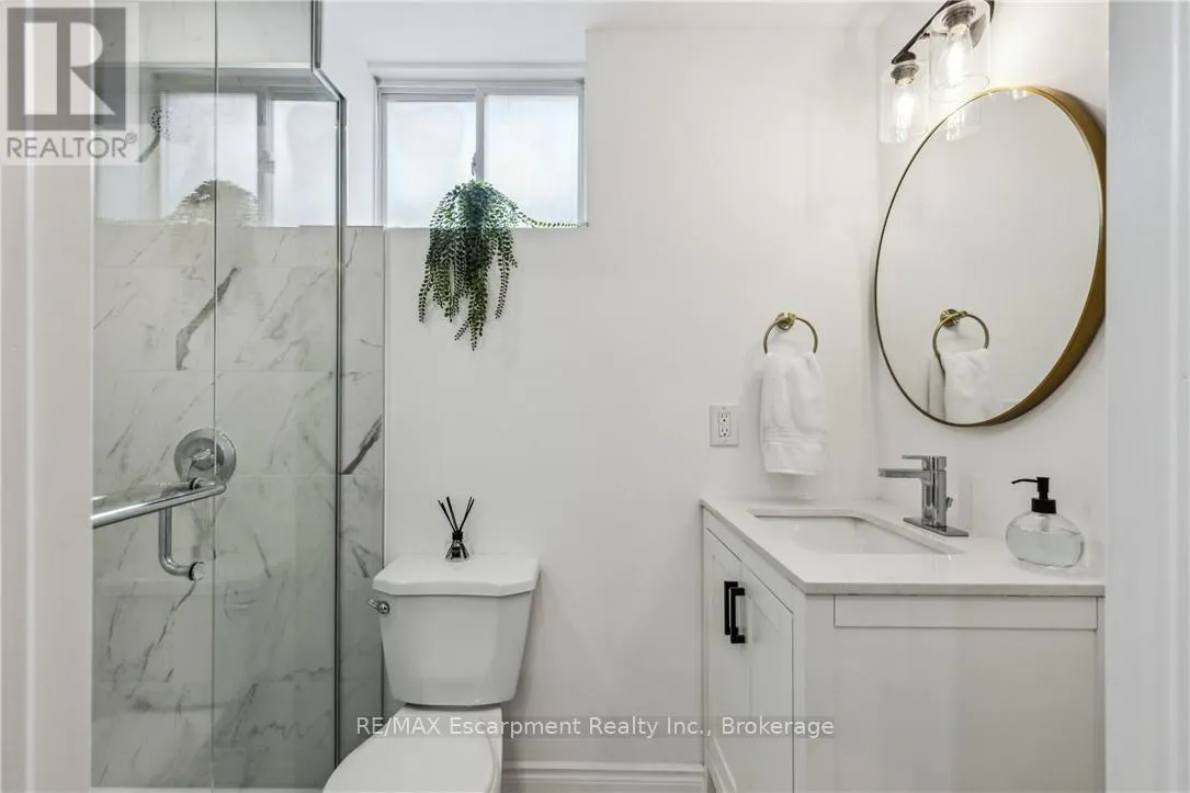 31 - 54 NISBET BOULEVARD, #31