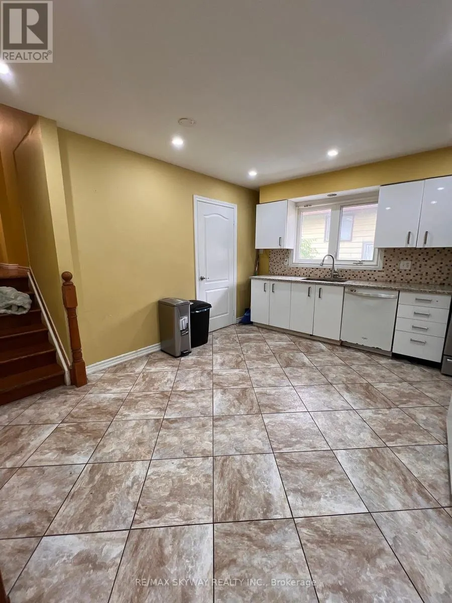 162 CEDARWOODS CRESCENT