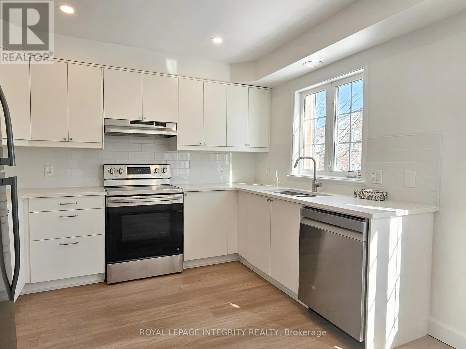 219 - 90 EDENVALE DRIVE