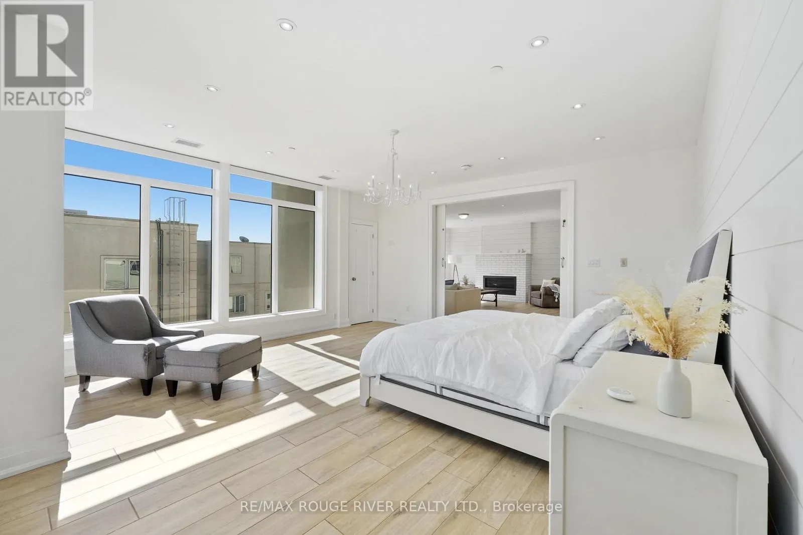 301 - 169 DIVISION STREET, #301