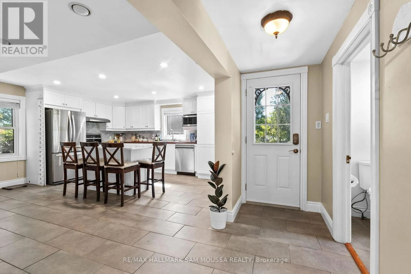 4968 THUNDER ROAD