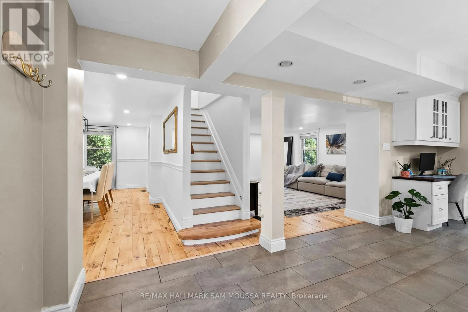 4968 THUNDER ROAD