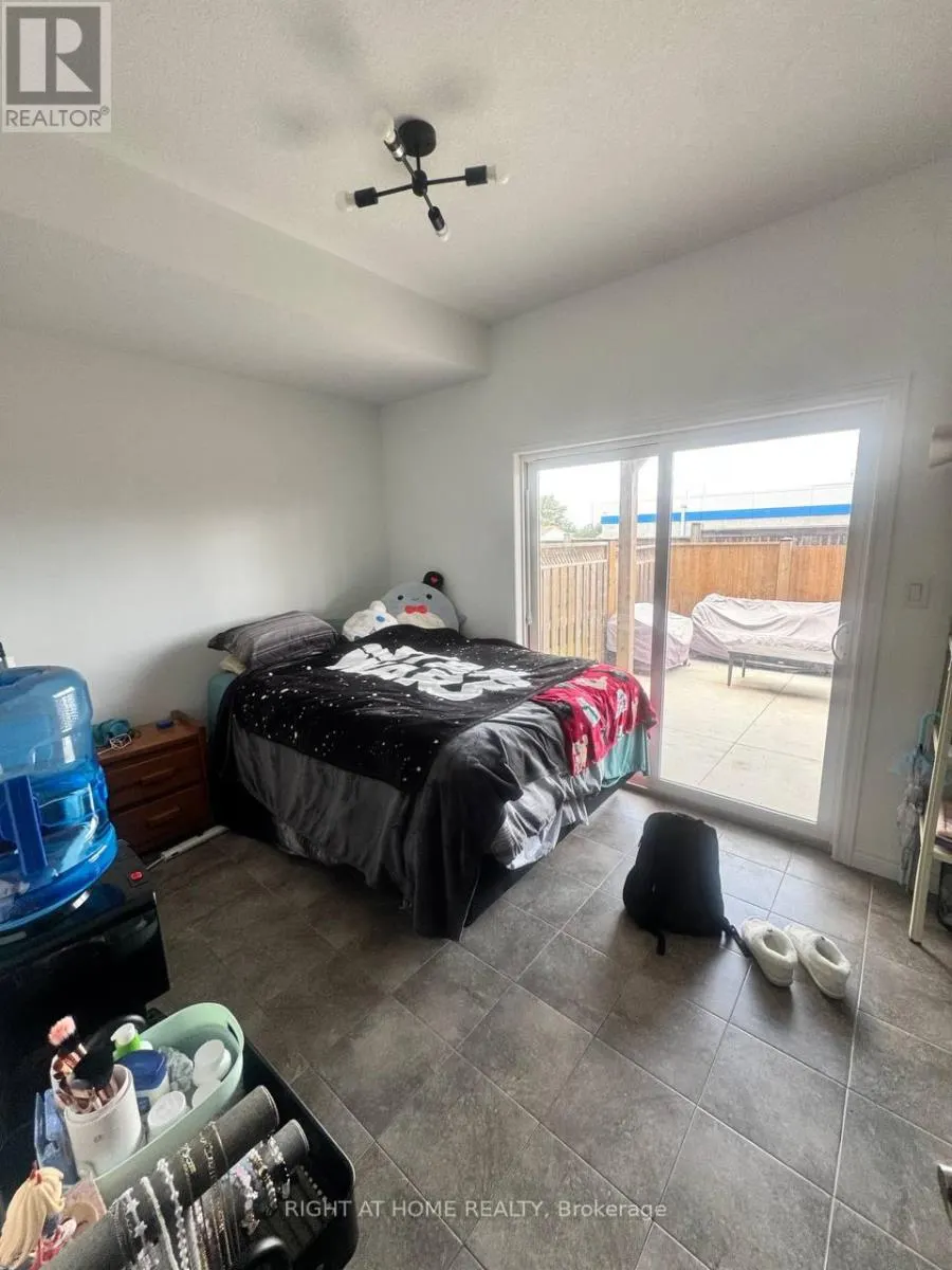 38 BLOOM CRESCENT