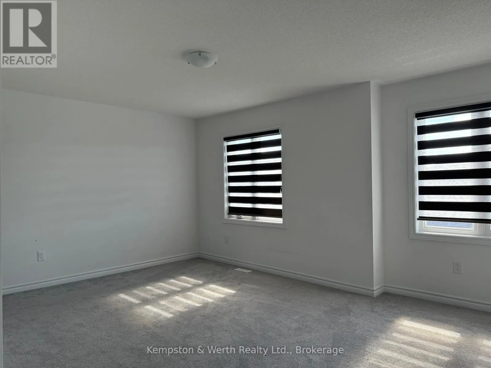 2 MACKENZIE STREET