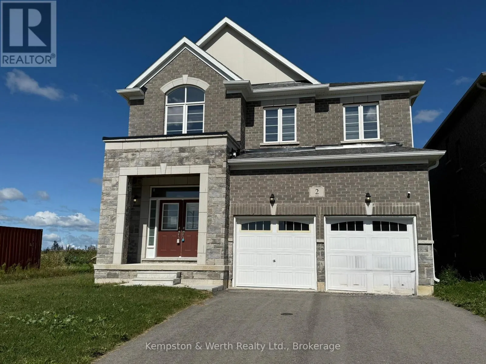 2 MACKENZIE STREET