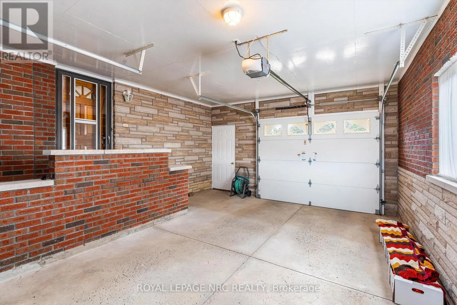 6043 MAYFAIR DRIVE