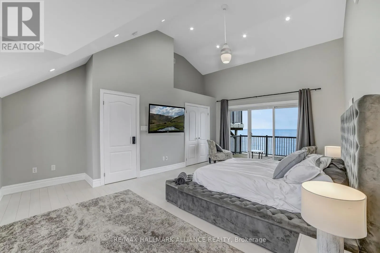 53 WINDEMERE ROAD