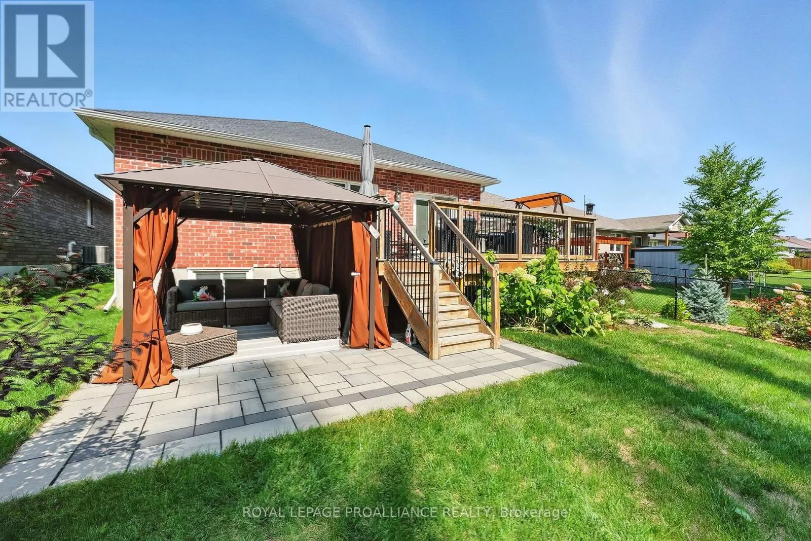82 ROYAL GALA DRIVE