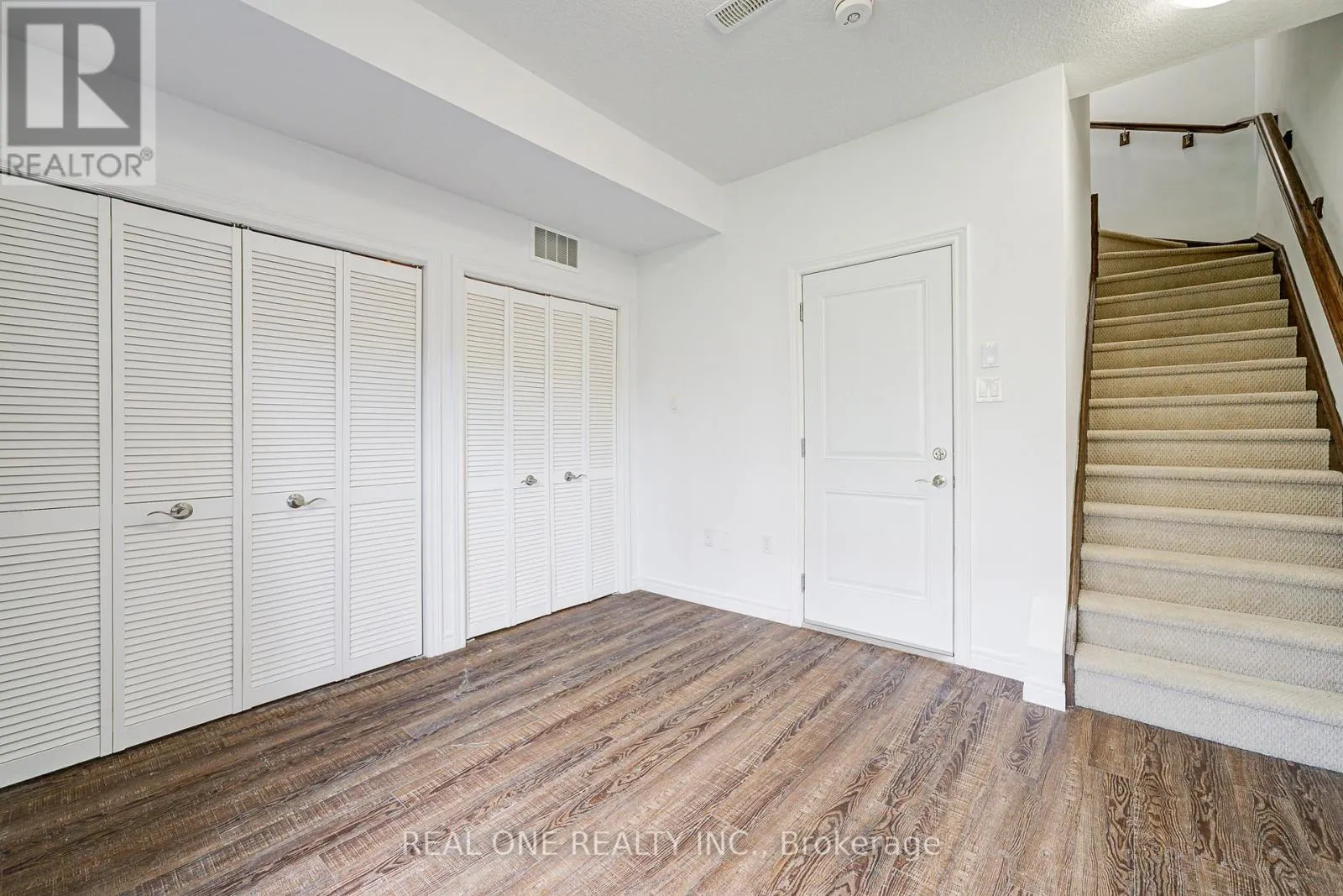 30 BARLEY LANE