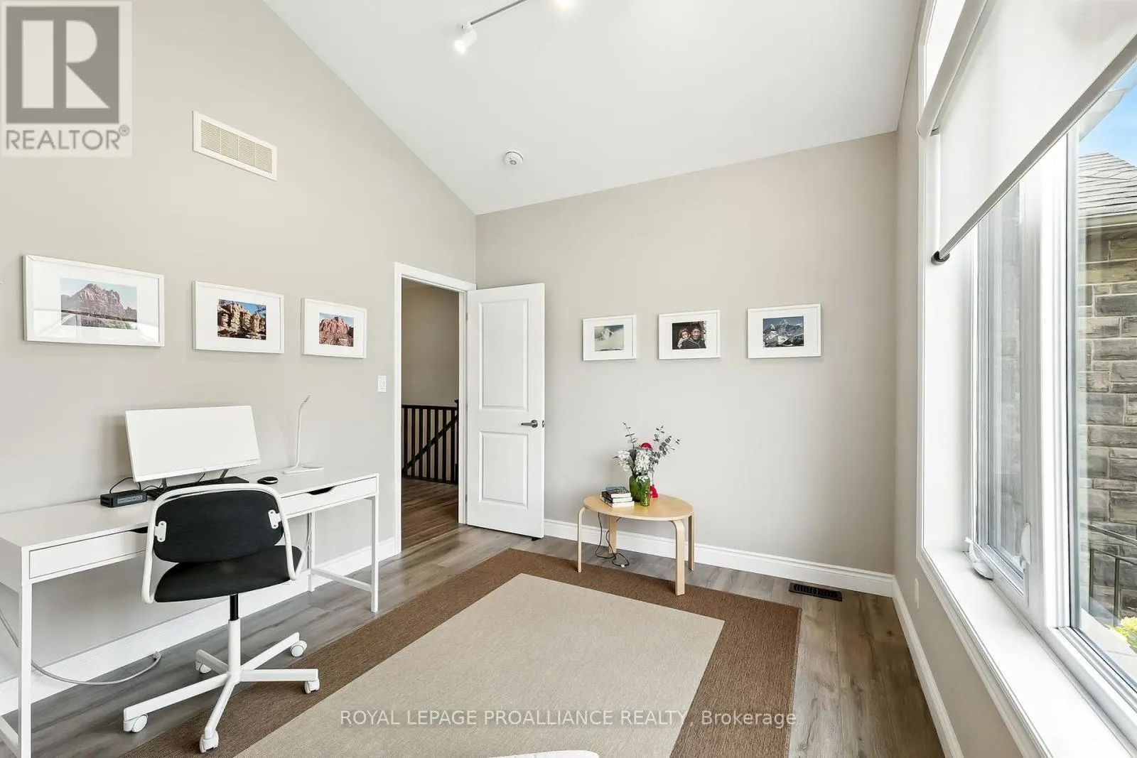 29 ROSSLYN DRIVE