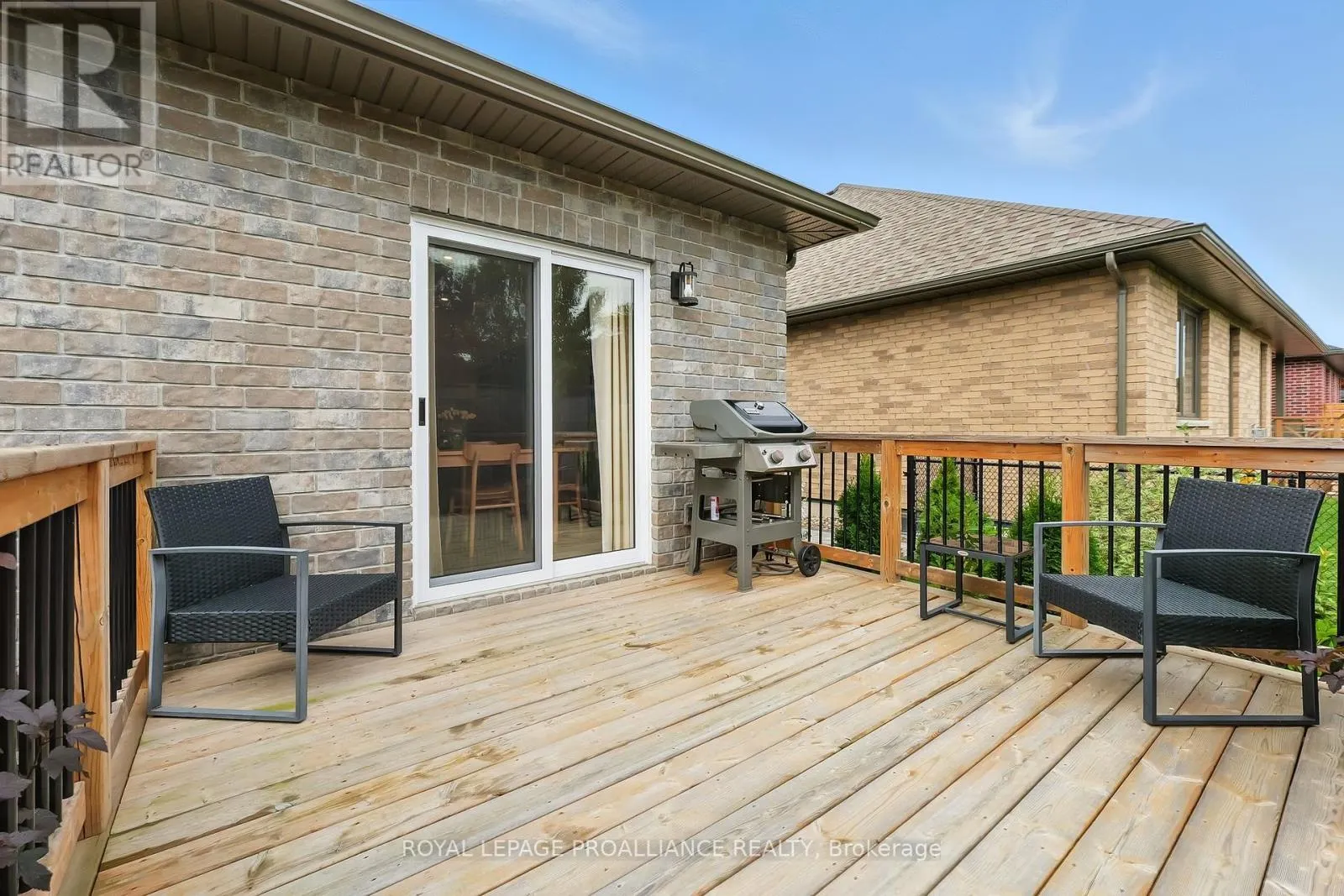 29 ROSSLYN DRIVE