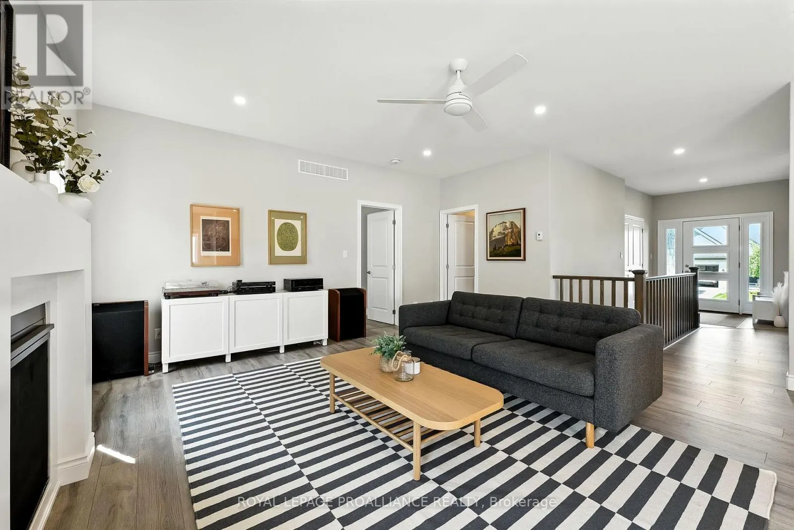 29 ROSSLYN DRIVE