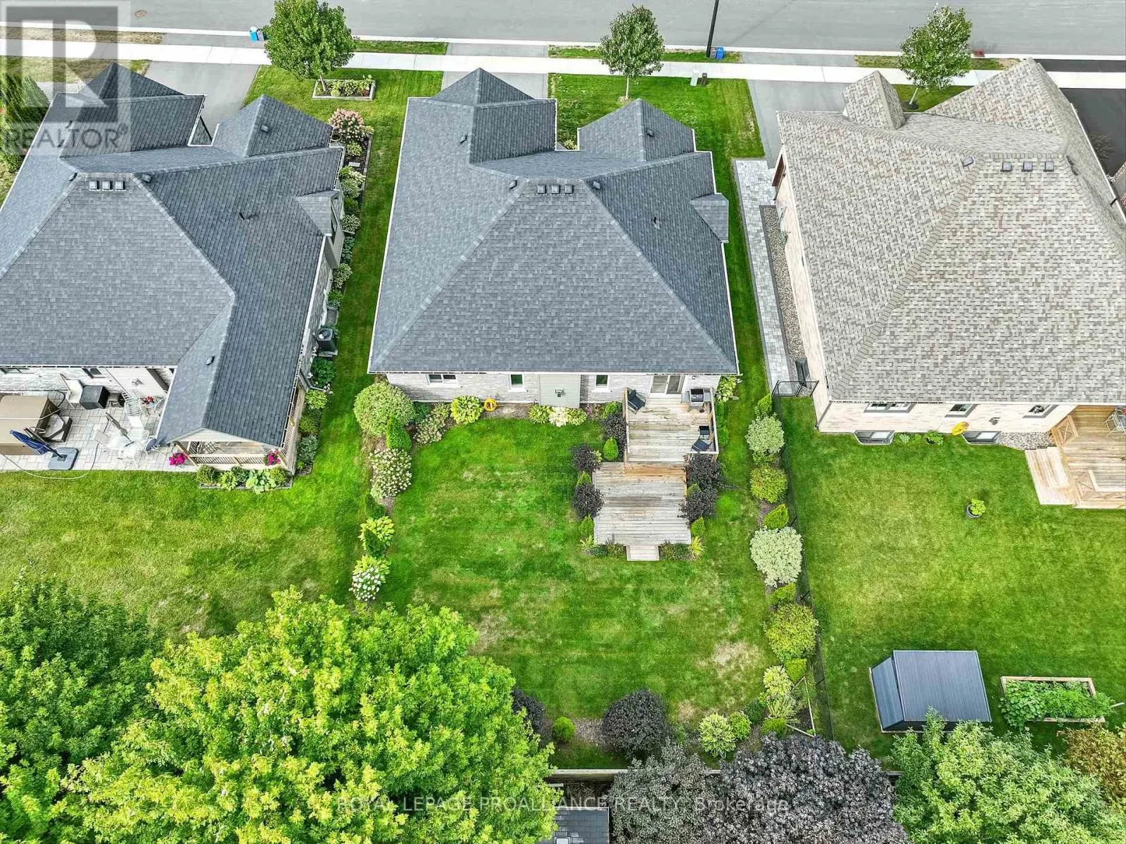 29 ROSSLYN DRIVE