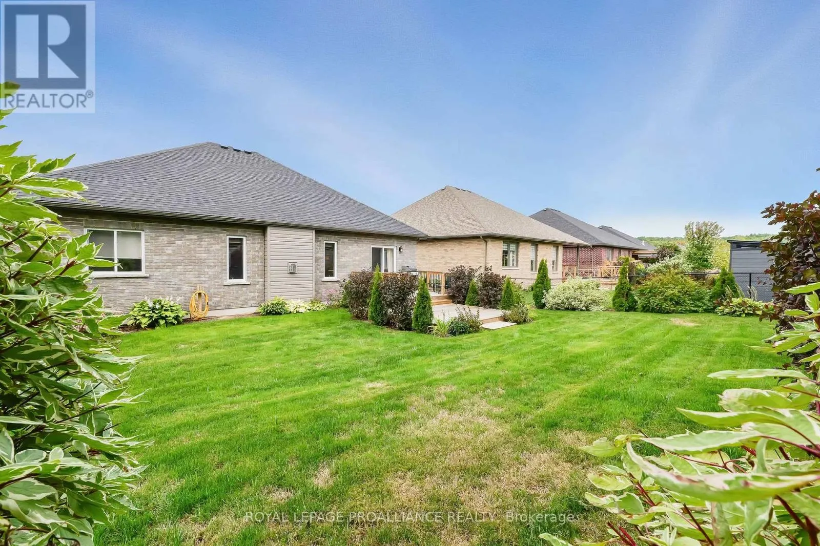 29 ROSSLYN DRIVE