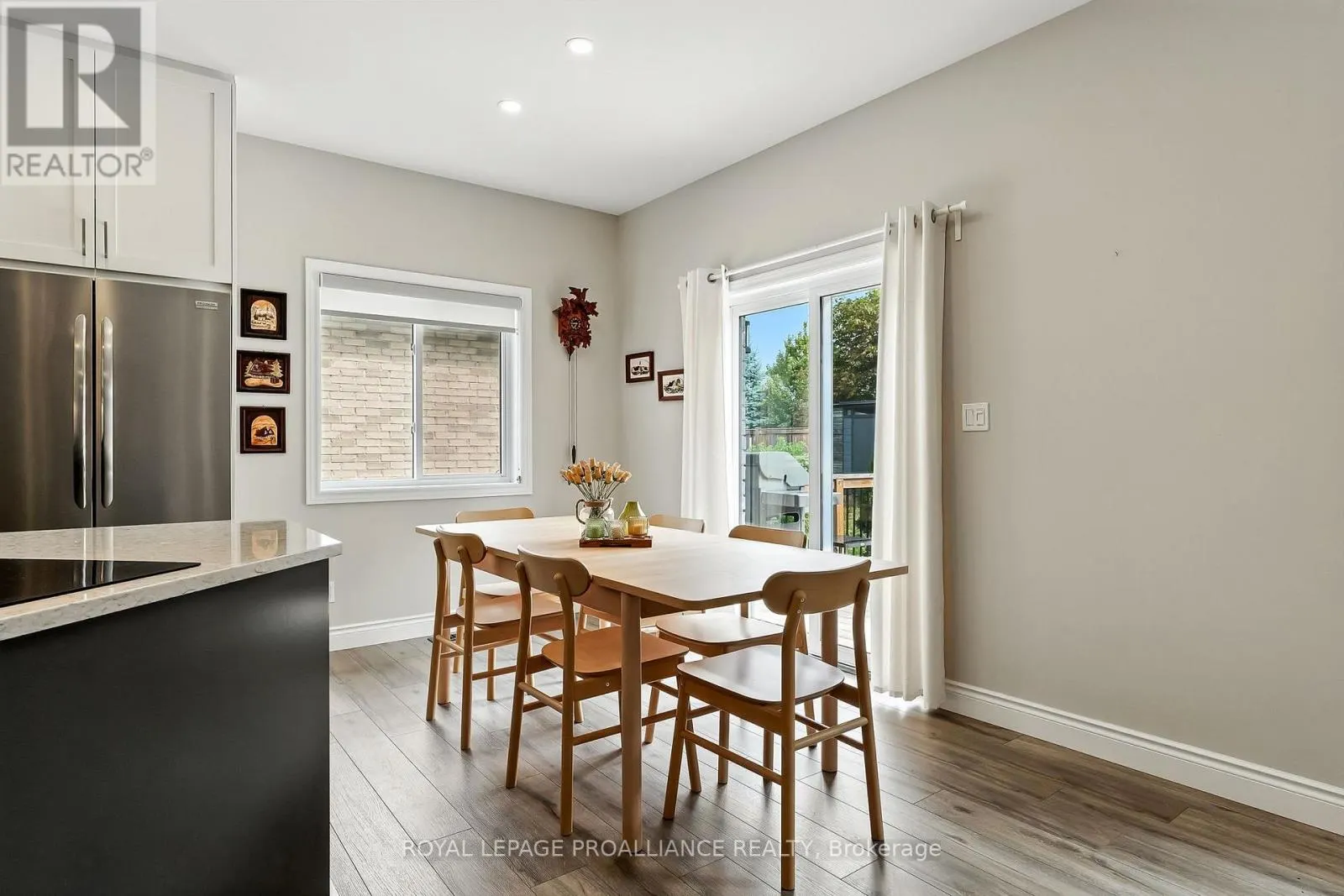 29 ROSSLYN DRIVE