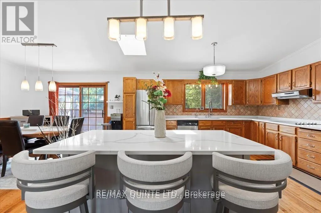 338 SUNRISE DRIVE