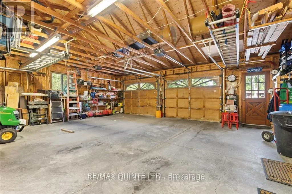 338 SUNRISE DRIVE