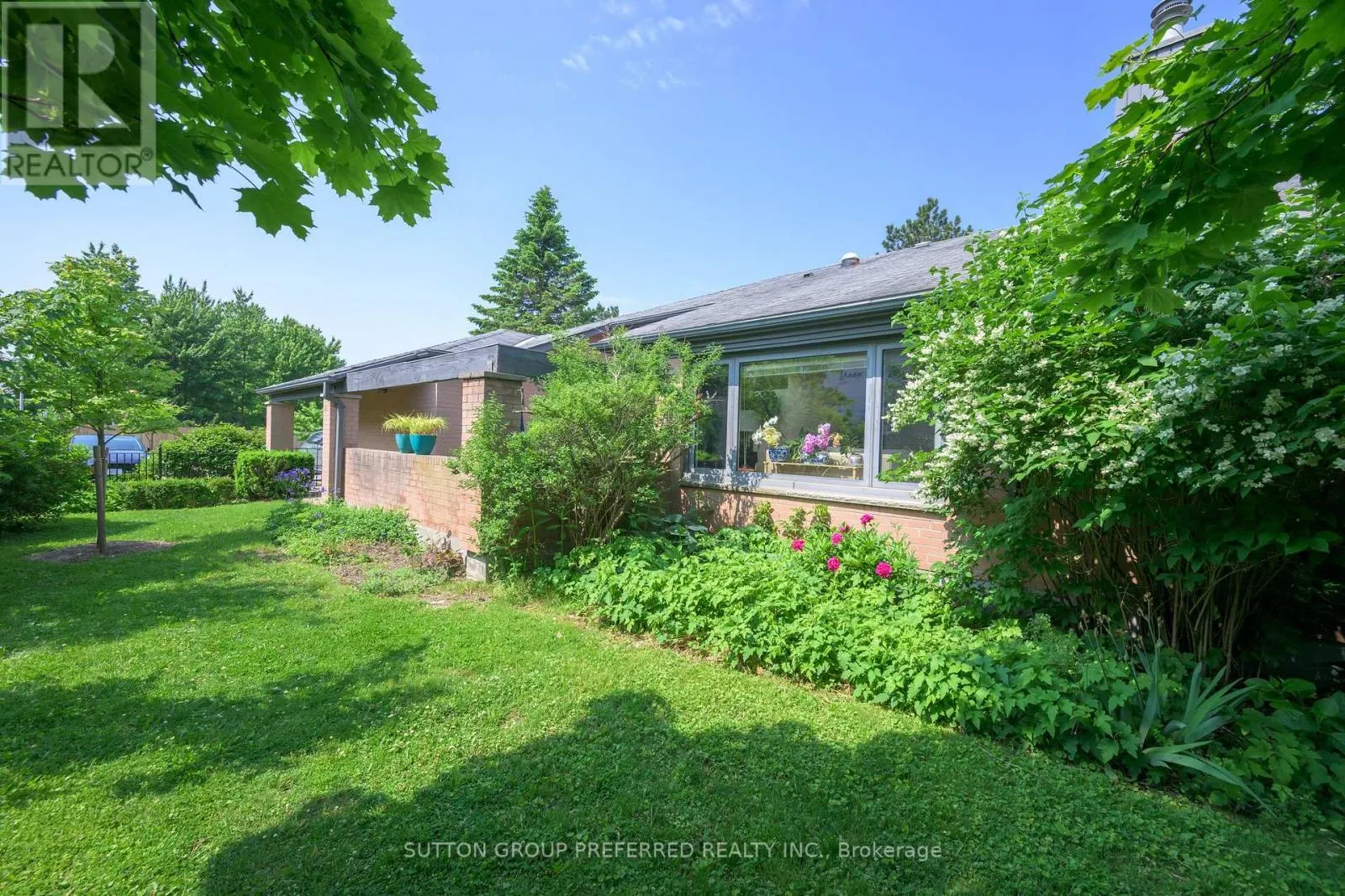 51 - 50 FIDDLERS GREEN ROAD, #51