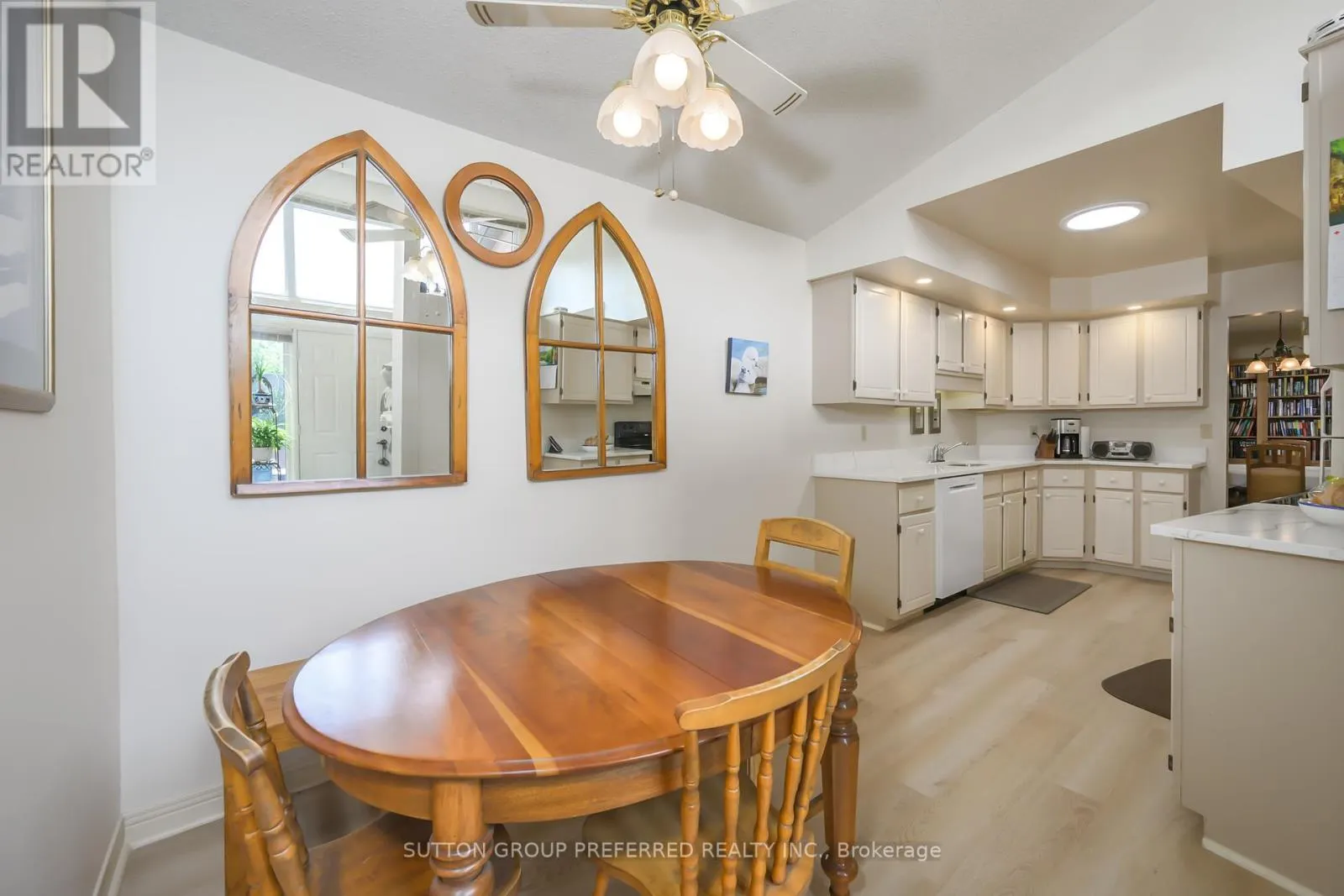 51 - 50 FIDDLERS GREEN ROAD, #51