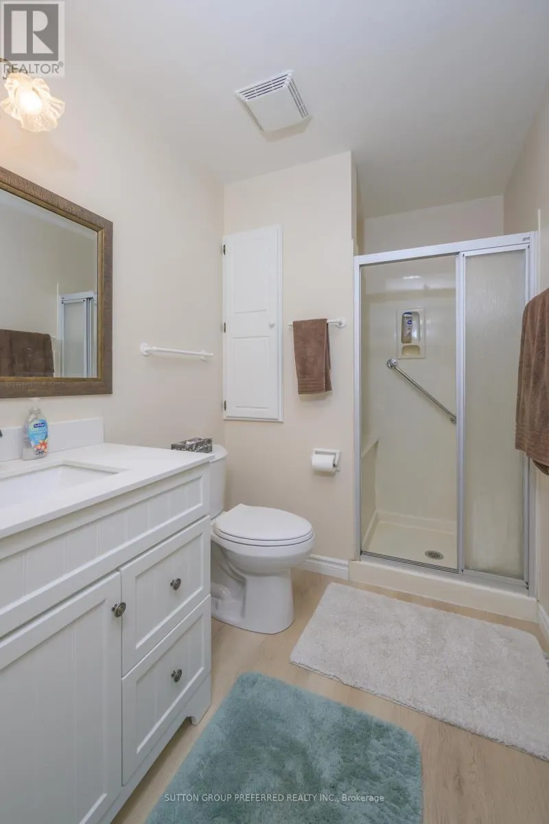 51 - 50 FIDDLERS GREEN ROAD, #51