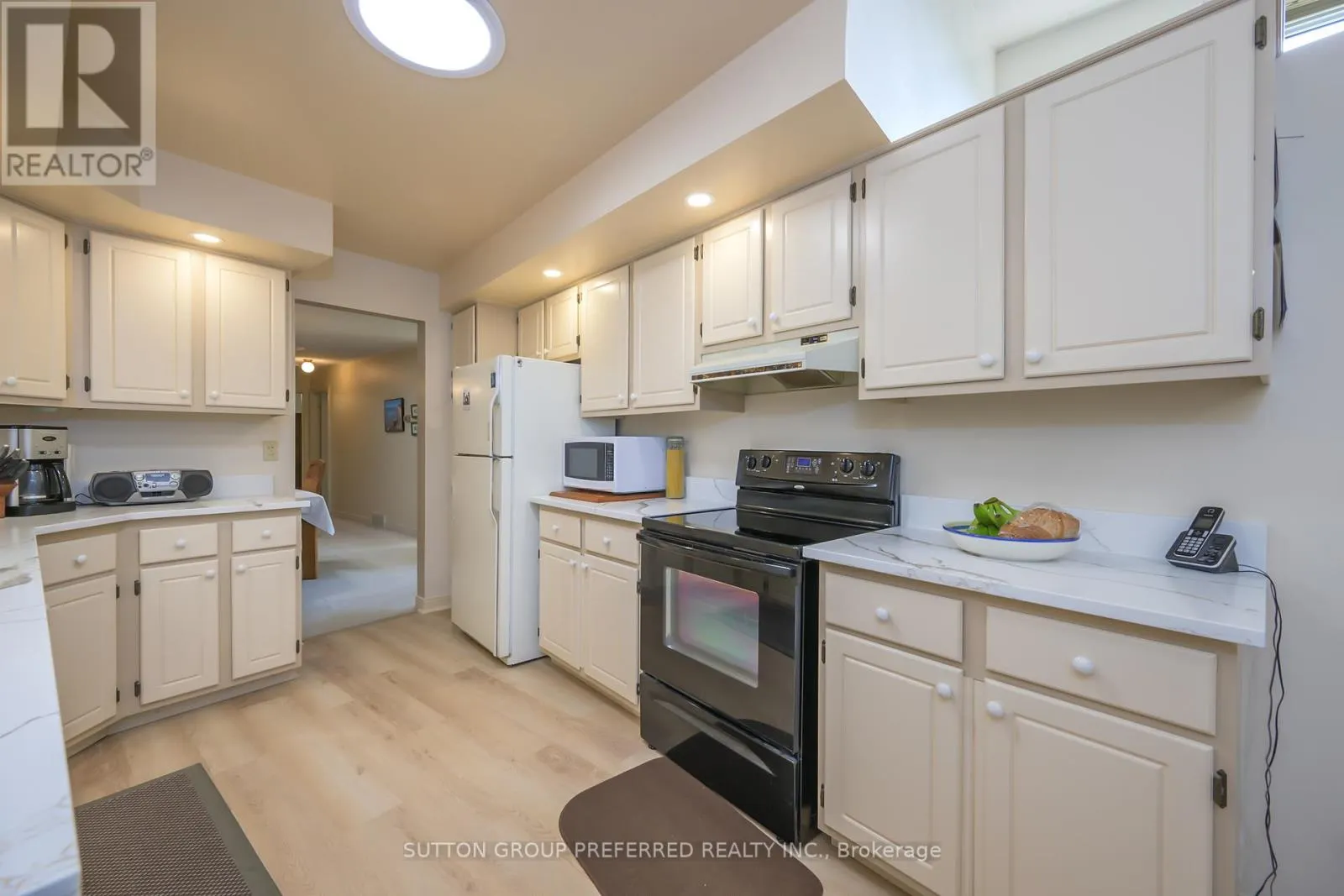 51 - 50 FIDDLERS GREEN ROAD, #51