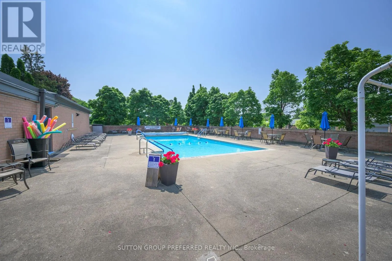 51 - 50 FIDDLERS GREEN ROAD, #51