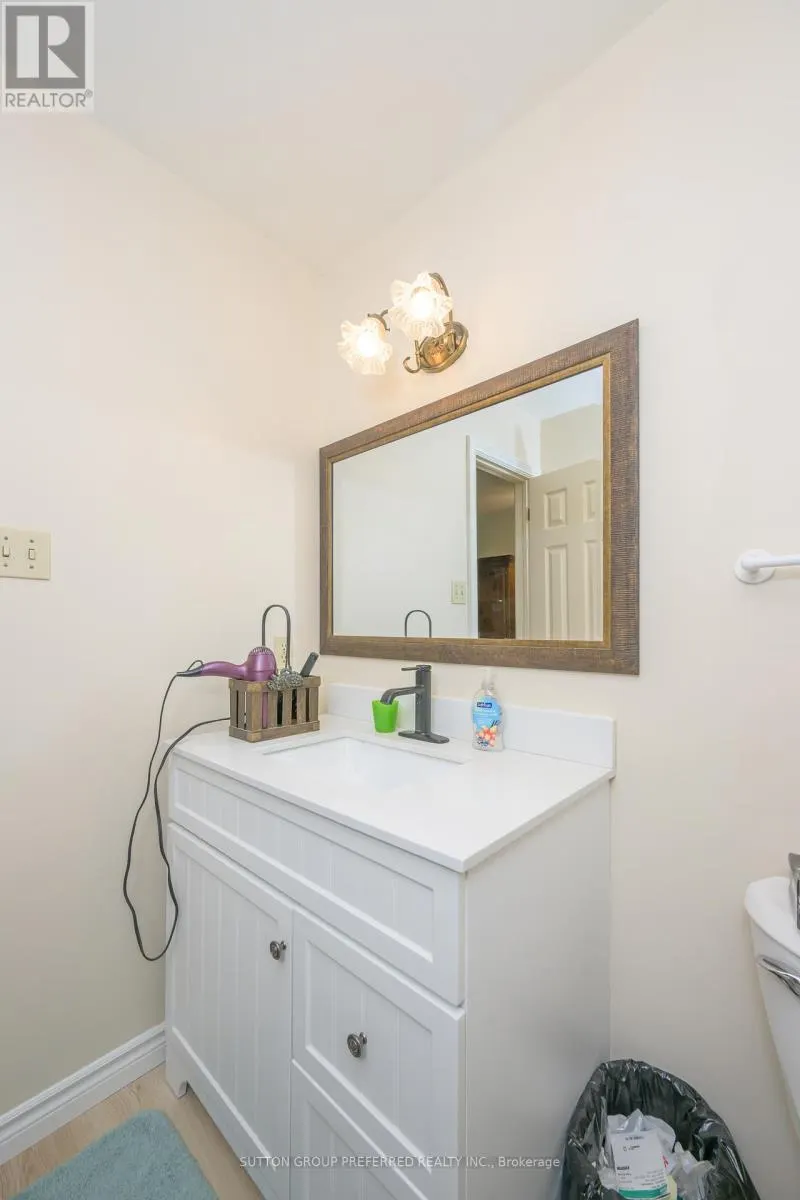 51 - 50 FIDDLERS GREEN ROAD, #51