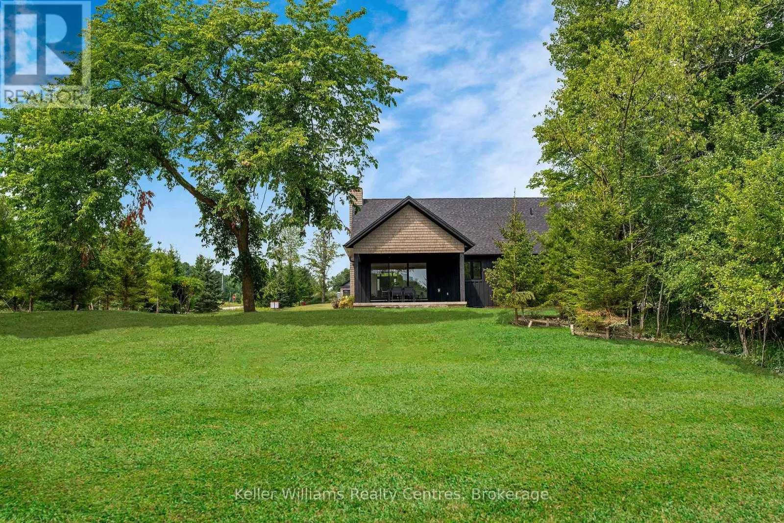 104 BUTTERNUT COURT