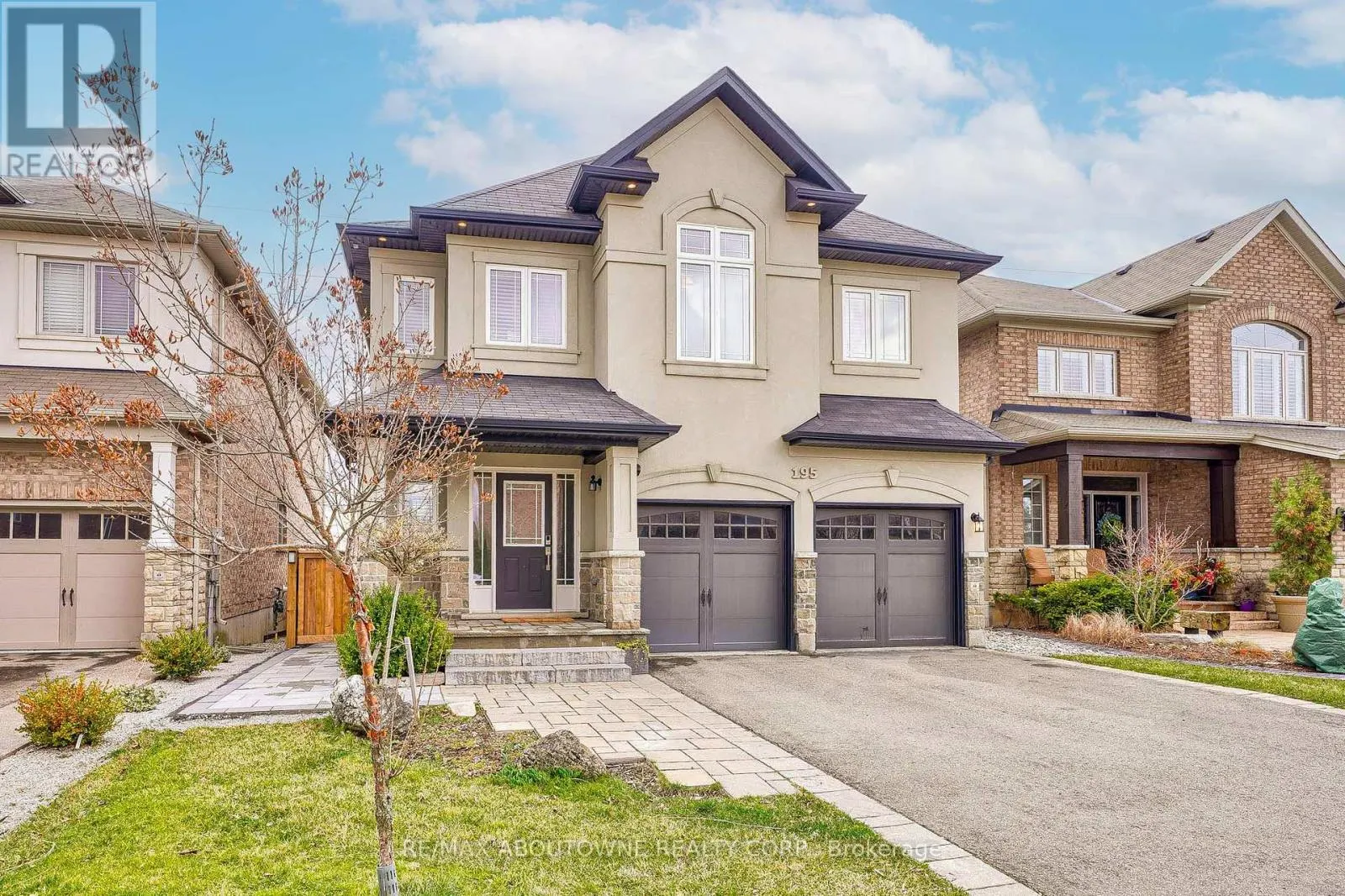UPPER - 195 GRETI DRIVE
